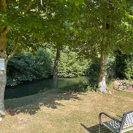 Au Fil De L'eau Сasa de vacaciones *