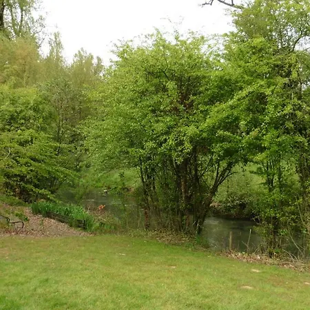 Au Fil De L'eau 別荘 *