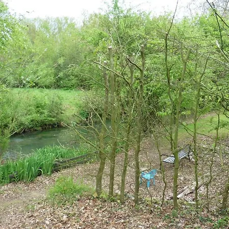 Au Fil De L'eau *